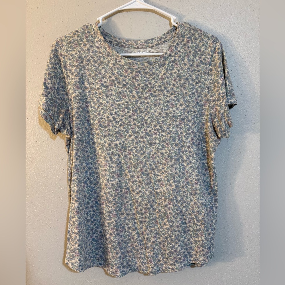 Old Navy Gray and Purple Floral Short Sleeve Tee